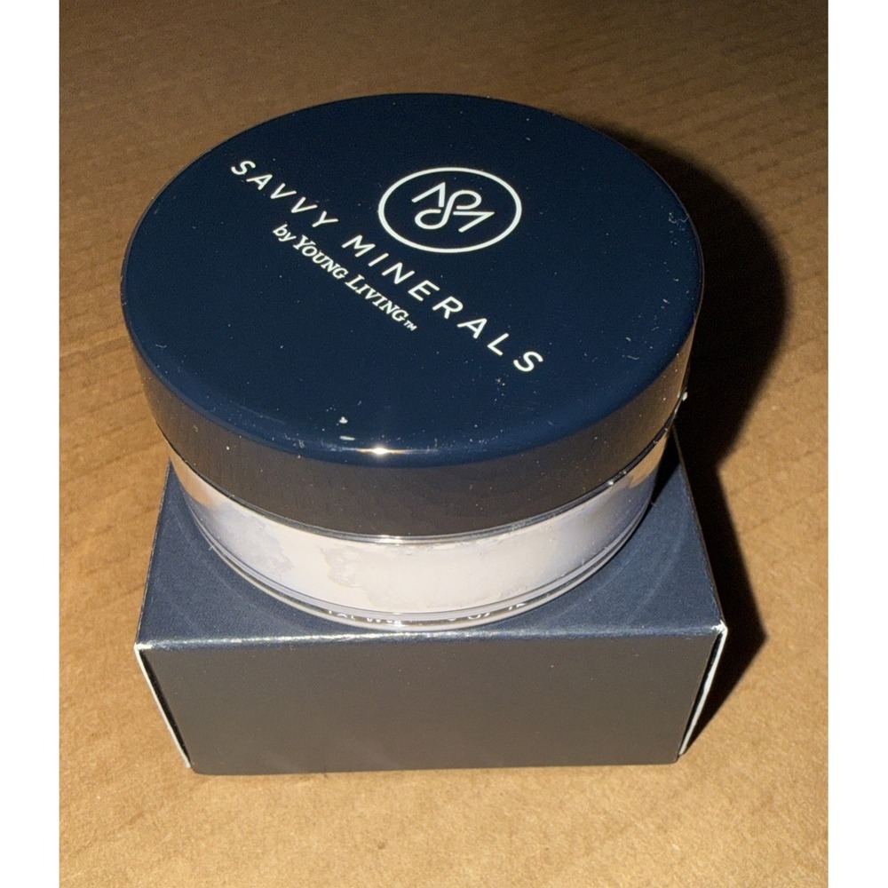 Young Living  Savvy Minerals Veil Color Matte 0.18 oz New In Box